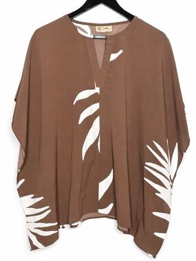 D2 Diane Gilman Brown Tropical Print Blouse | Boho Batwing Sleeve Top
